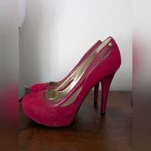 🍃BOGO FREE🍃 GUESS HEELS SIZE 7